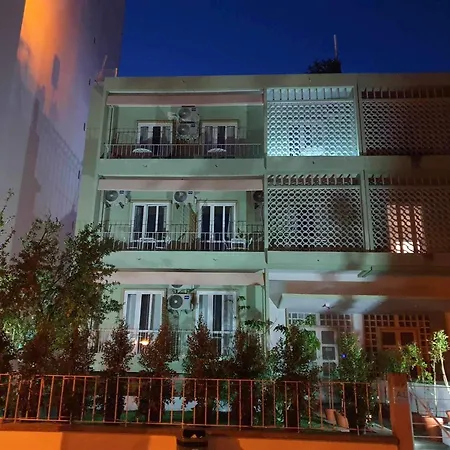 Greenth Avenue Гостевой дом *