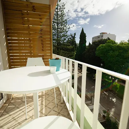 Greenth Avenue * Distrito de Faro